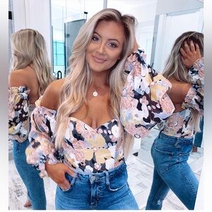 Seven wonders off the shoulder bodysuit size US4